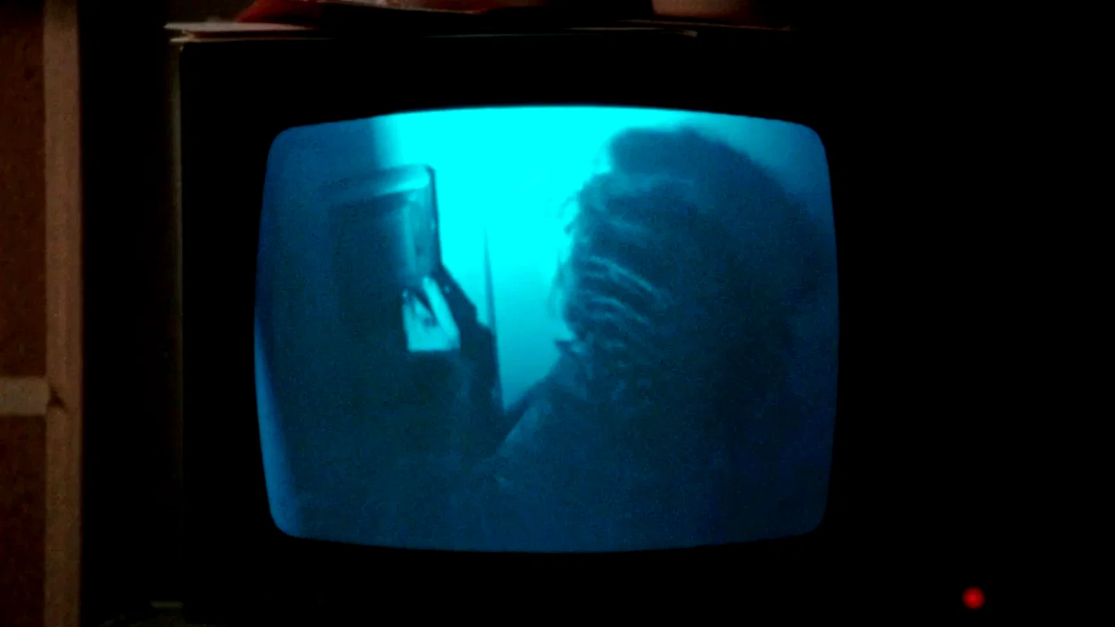 Photo 2 du film : Family viewing