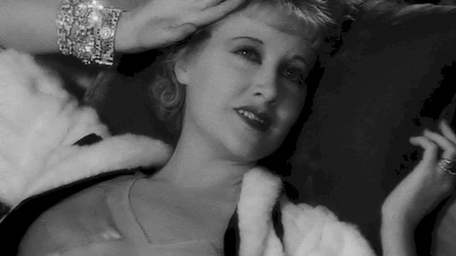 Photo 2 du film : Une heure près de toi
