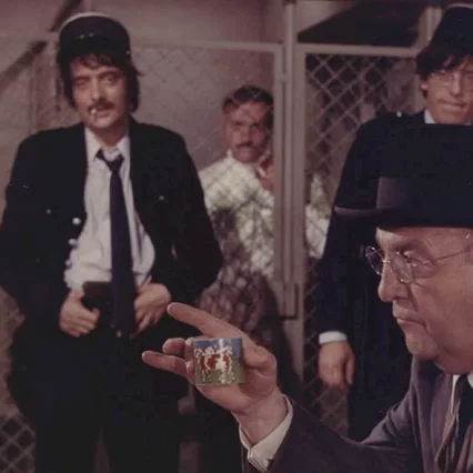 Miniature photo du film : Le cri du cormoran le soir au-dessus des jonques