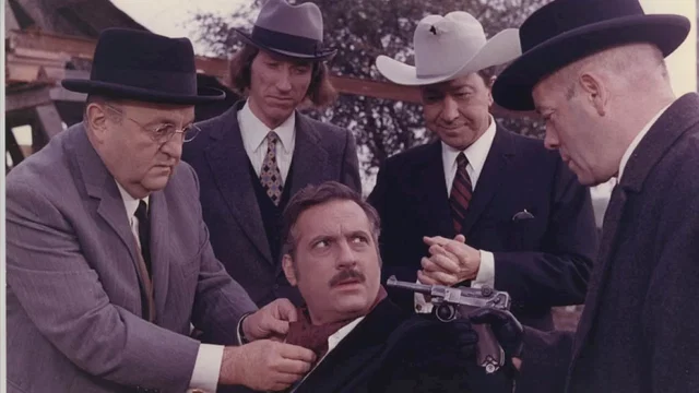 Photo 5 du film : Le cri du cormoran le soir au-dessus des jonques