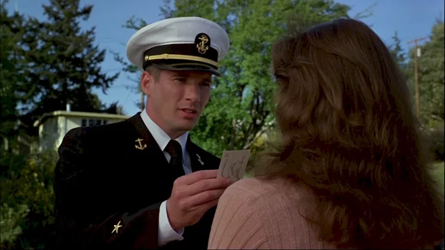 Photo 2 du film : Officier et gentleman