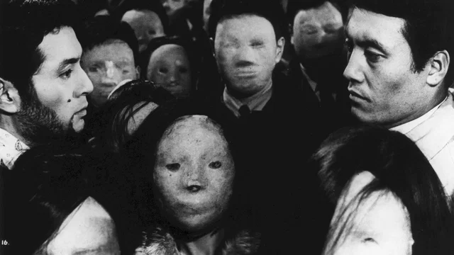 Photo 2 du film : Le visage d'un autre