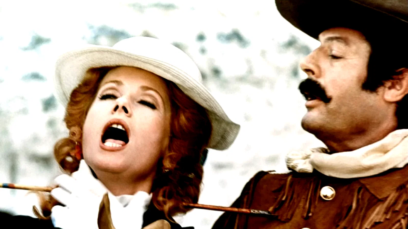 Photo 3 du film : Touche pas a la femme blanche