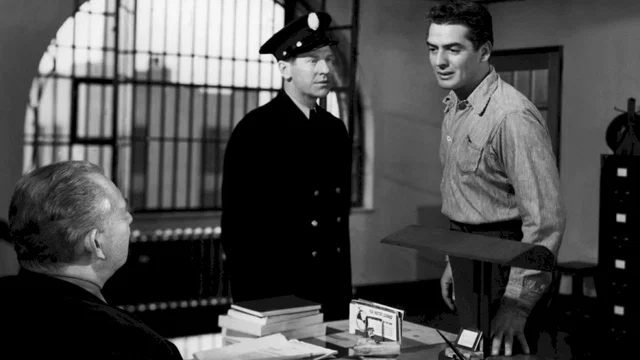 Photo 3 du film : Le carrefour de la mort