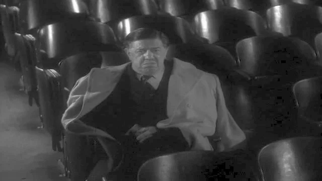 Photo 2 du film : Le rideau rouge