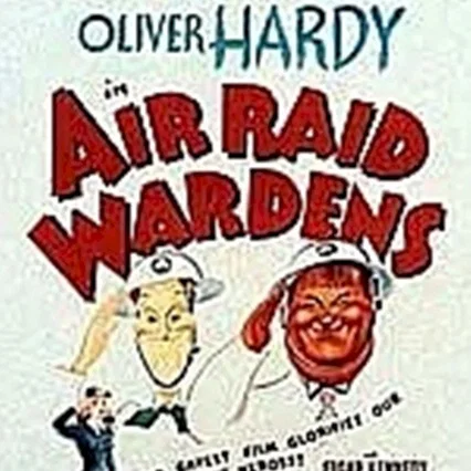 Miniature photo du film : Laurel et hardy chefs d'ilots