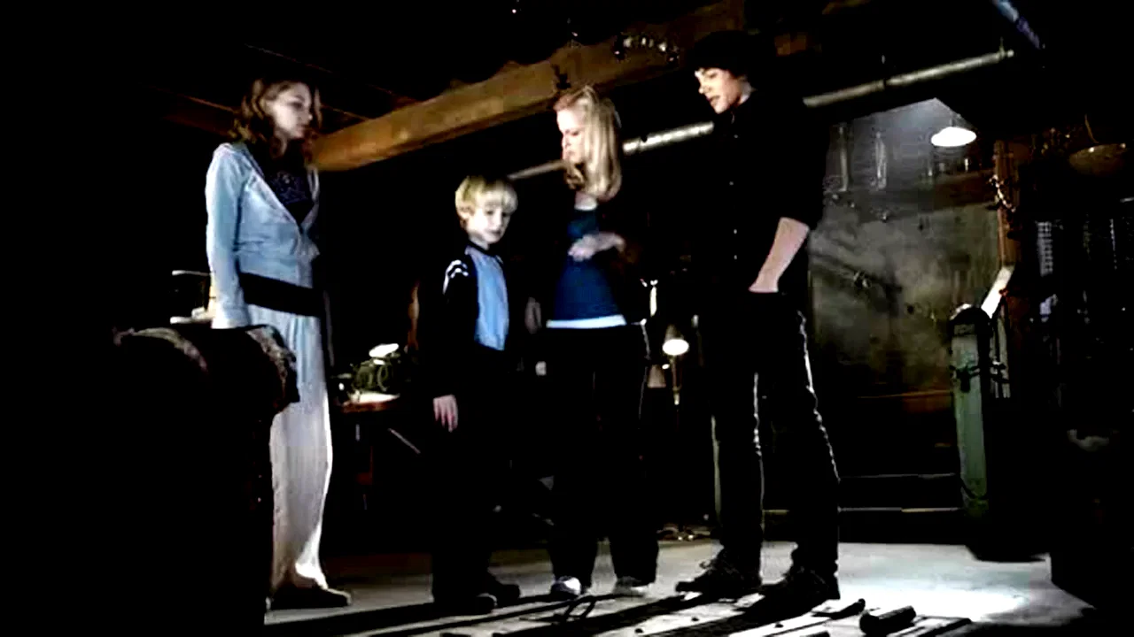 Photo 14 du film : The Hole