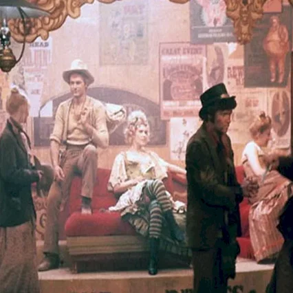 Miniature photo du film : Un genie deux associes une cloche