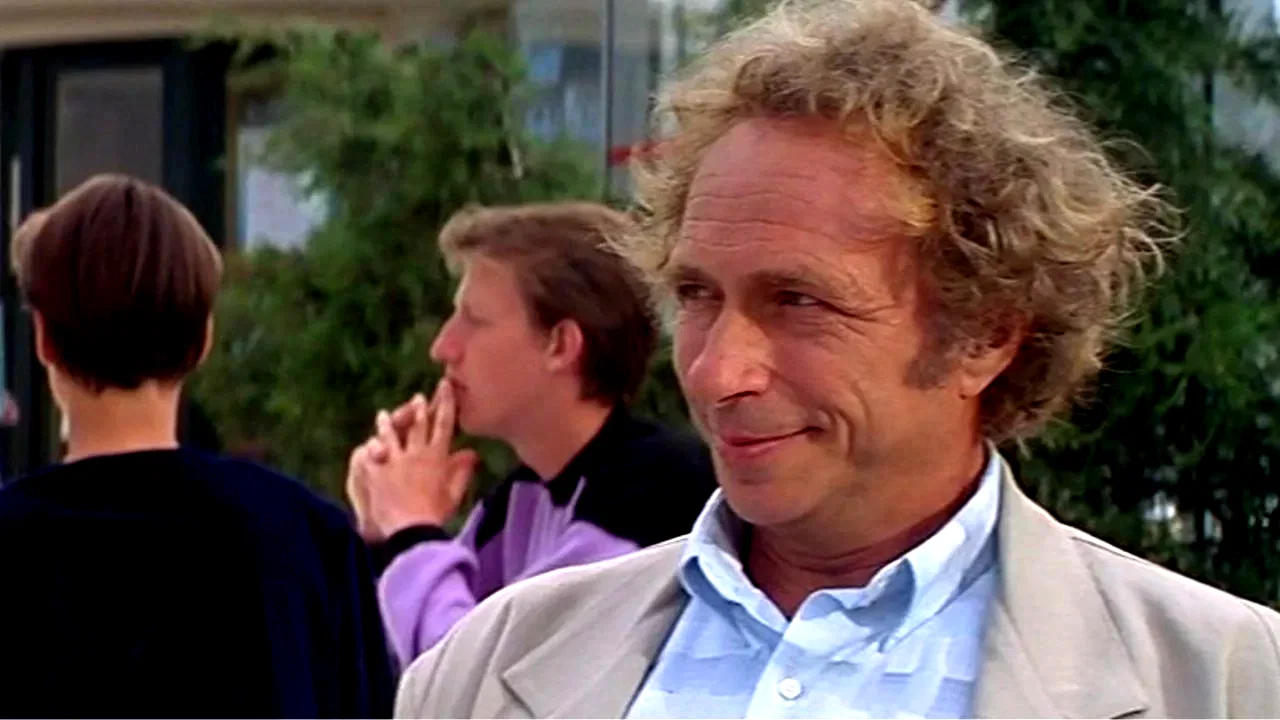 Photo 4 du film : A gauche en sortant de l'ascenseur