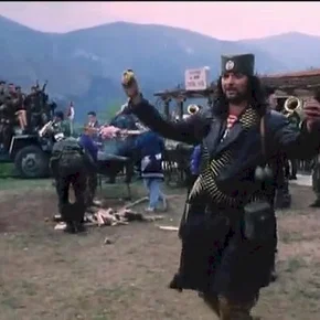 Photo du film : Joli village, jolie flamme