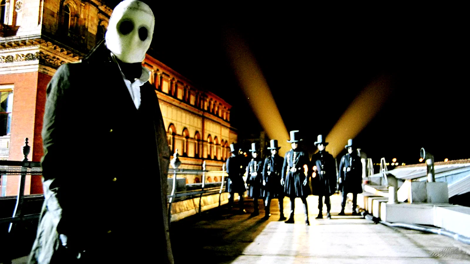 Photo 3 du film : Dark World