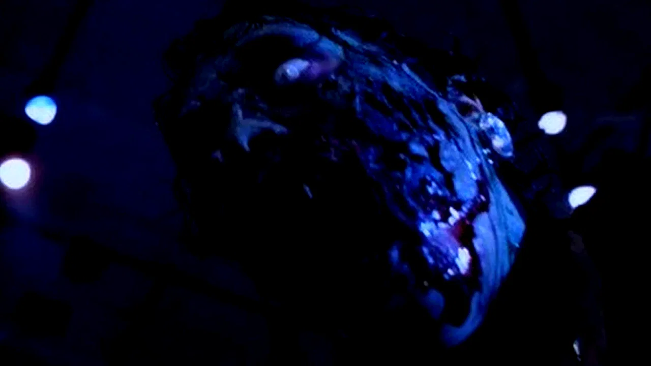 Photo 3 du film : Demons 2