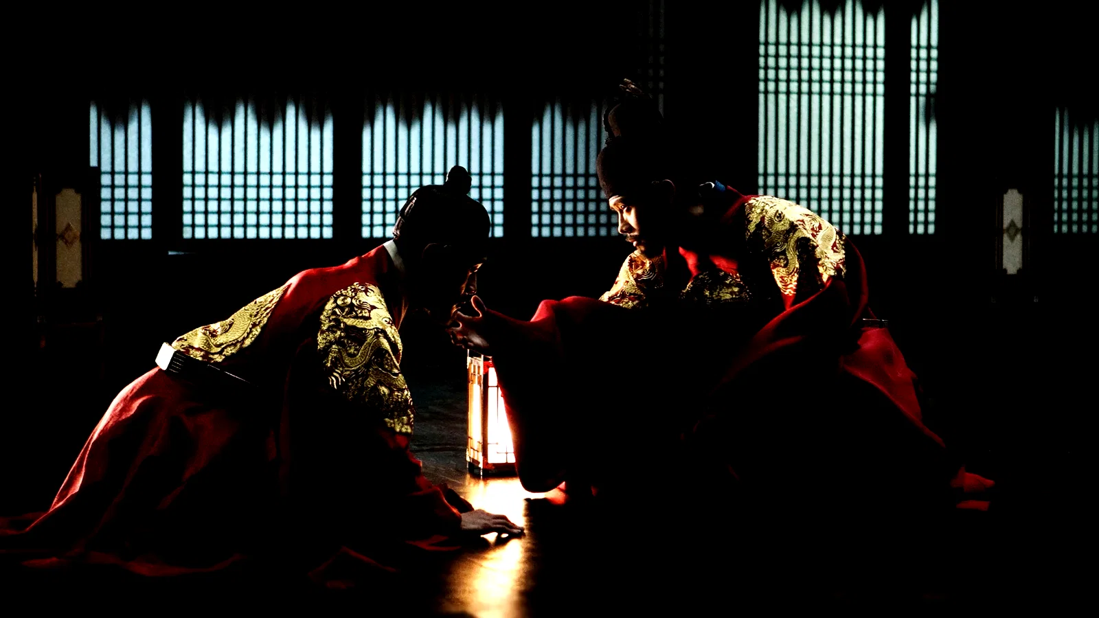 Photo 2 du film : Masquerade