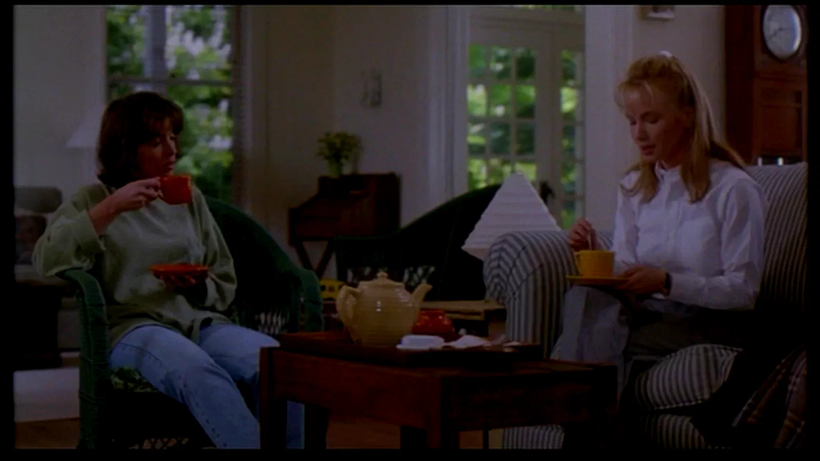 Photo 3 du film : La main sur le berceau