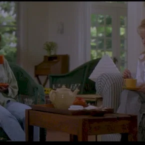 Photo du film : La main sur le berceau