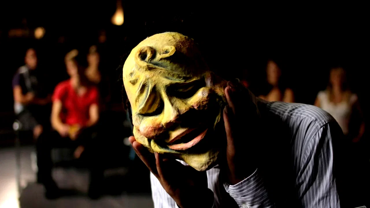 Photo 3 du film : Masks