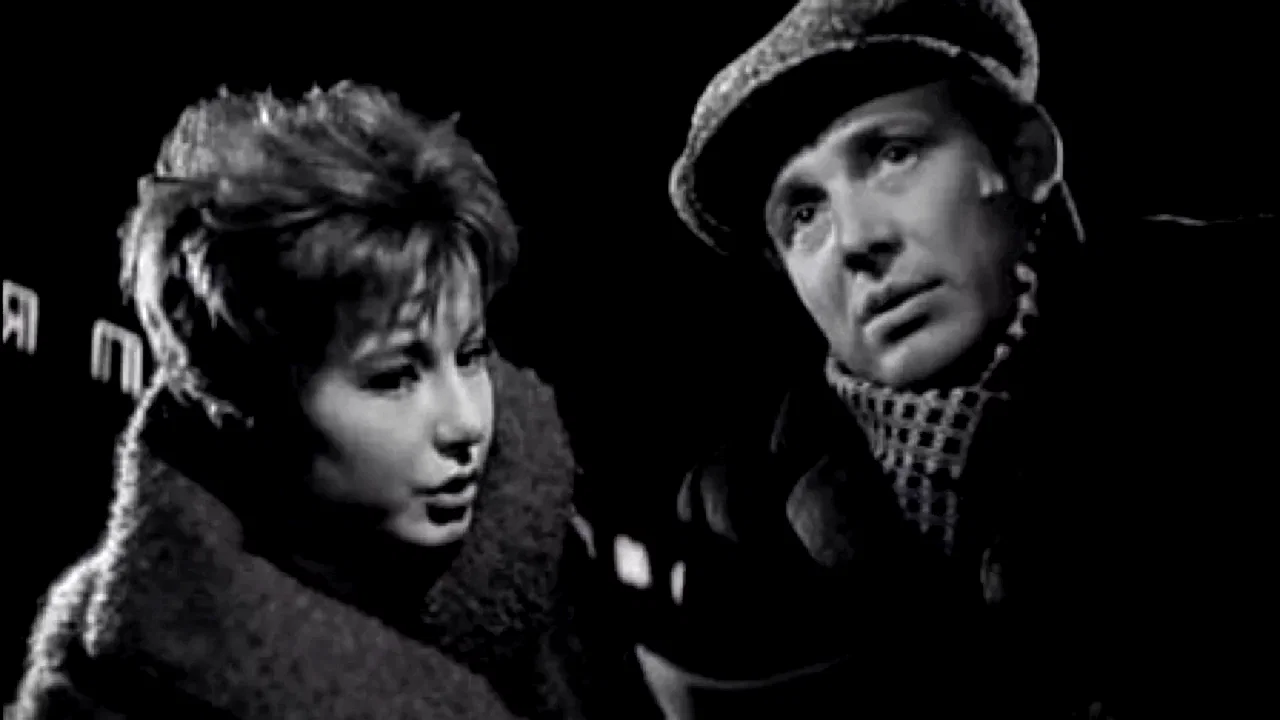 Photo 2 du film : Neuf jours d'une annee