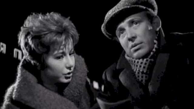Photo 2 du film : Neuf jours d'une annee