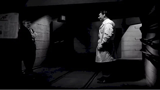 Photo 3 du film : Neuf jours d'une annee
