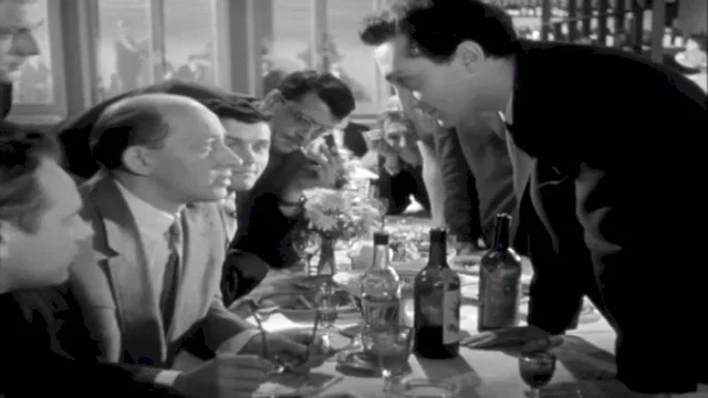 Photo 5 du film : Neuf jours d'une annee
