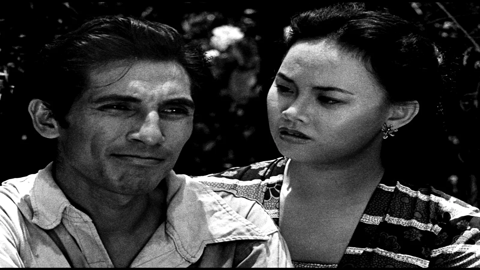 Photo 2 du film : Lewat djam Malam 
