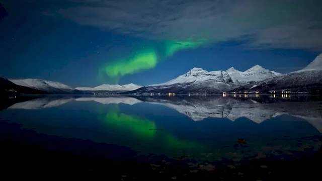 Photo 2 du film : Northern lights