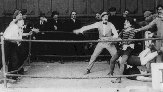 Photo 2 du film : Charlot boxeur