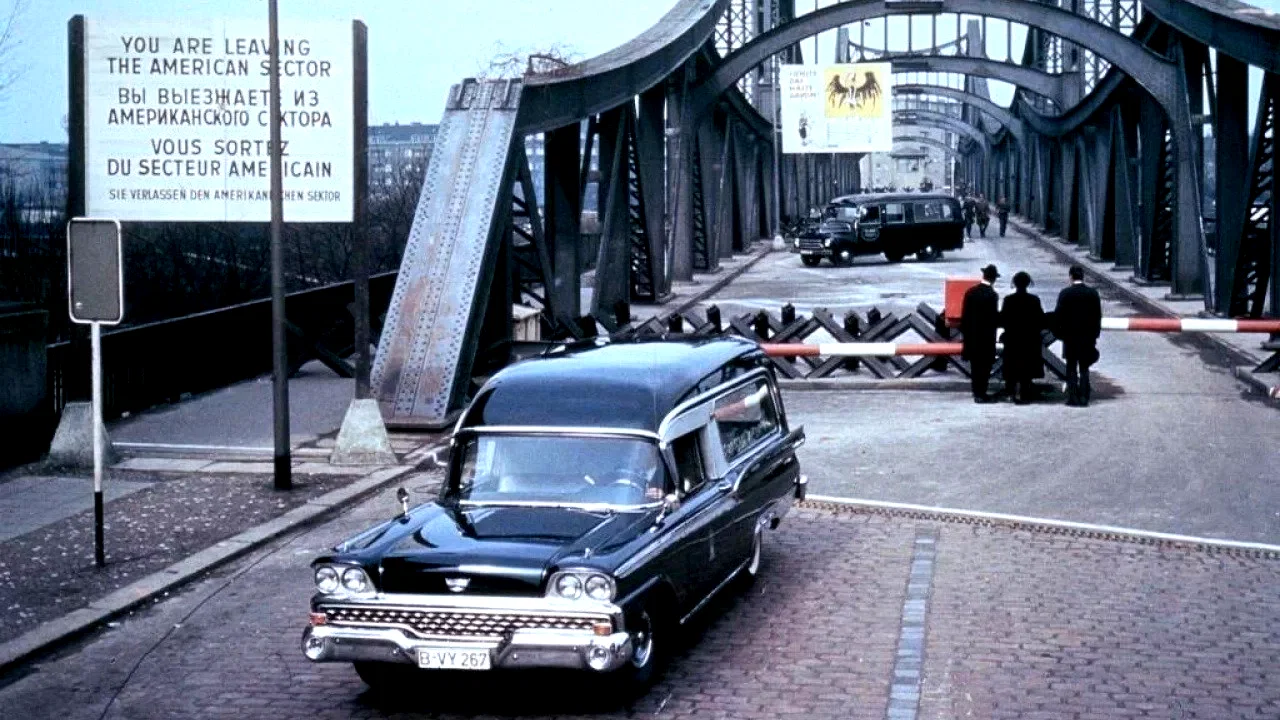 Photo 4 du film : Mes funerailles a berlin