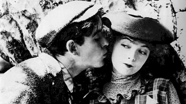 Photo 2 du film : Pauvre amour