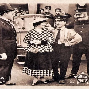 Photo du film : Charlot pompier
