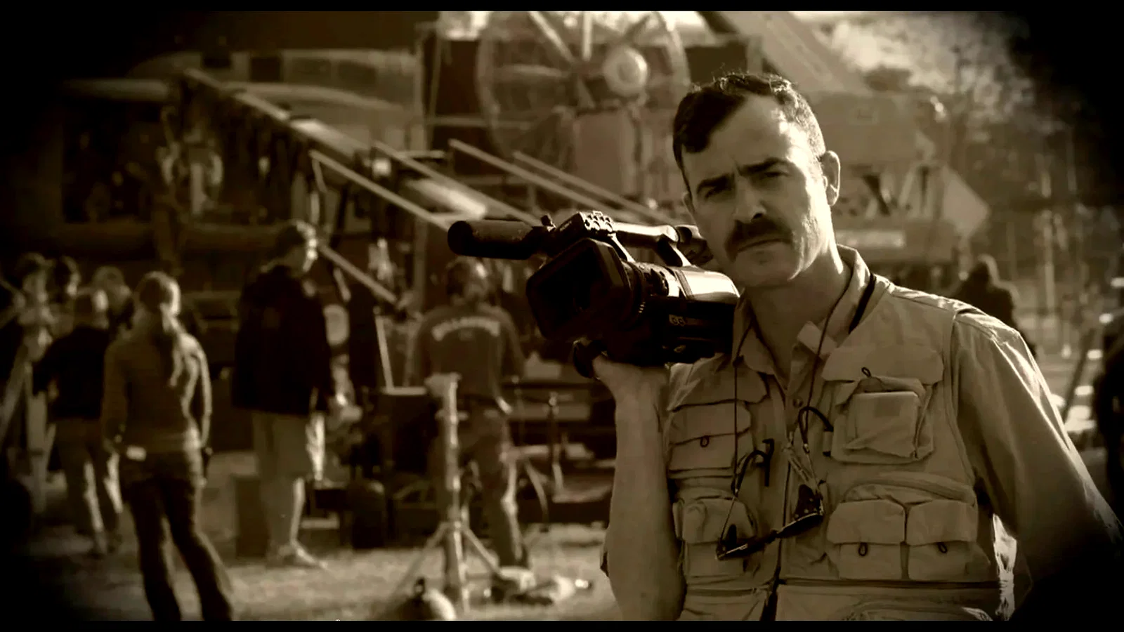 Photo 2 du film : Rain of Madness