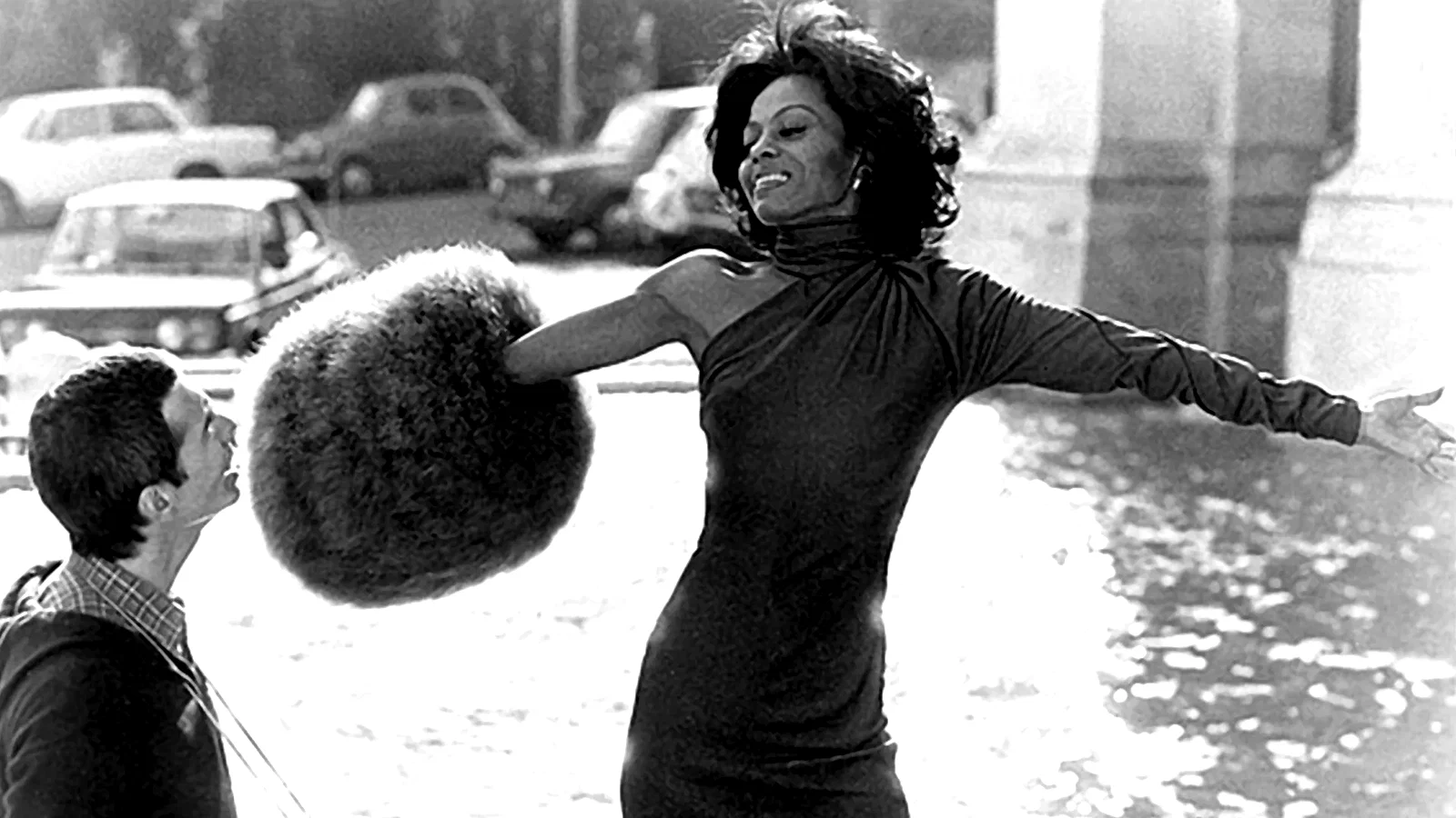 Photo 4 du film : Mahogany