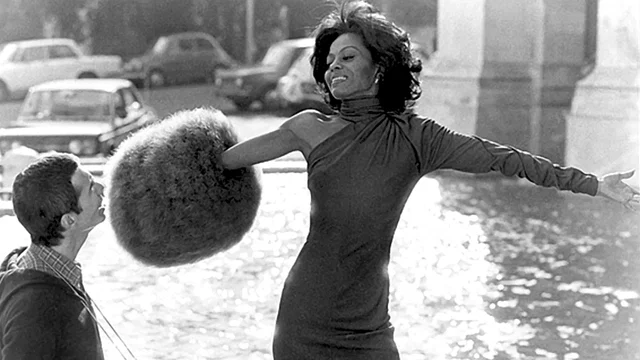 Photo 4 du film : Mahogany