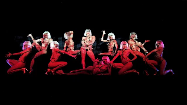 Photo 3 du film : Feu - Crazy Horse 3D