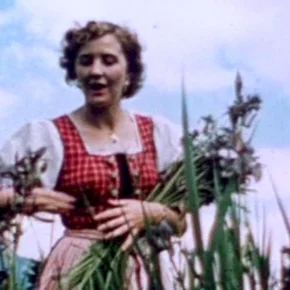 Photo du film : Swastika