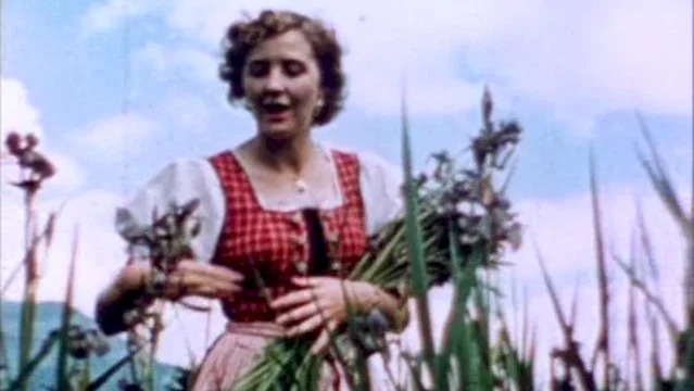 Photo 2 du film : Swastika