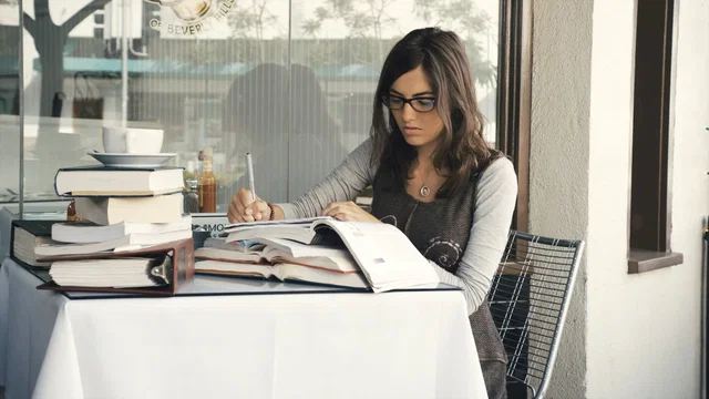 Photo du film : From Prada to Nada