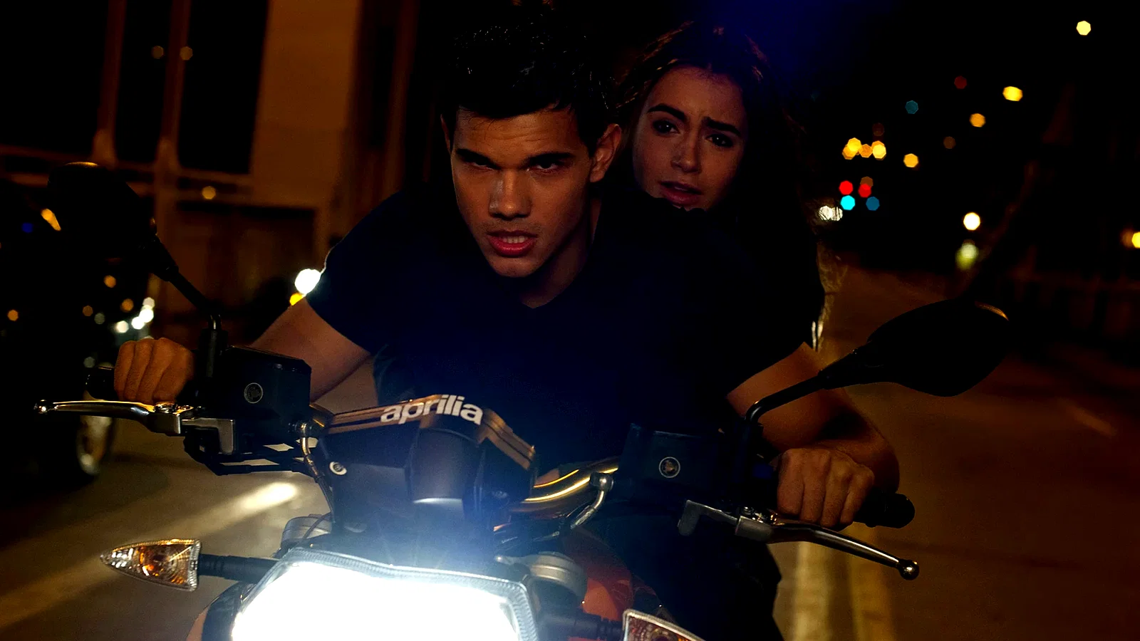 Photo 4 du film : Identite