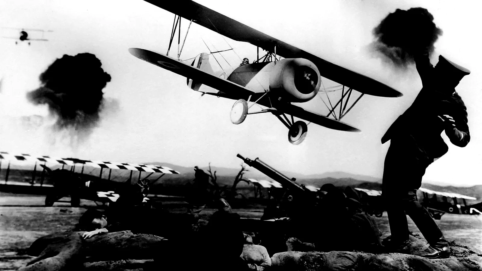 Photo 6 du film : La patrouille de l'aube