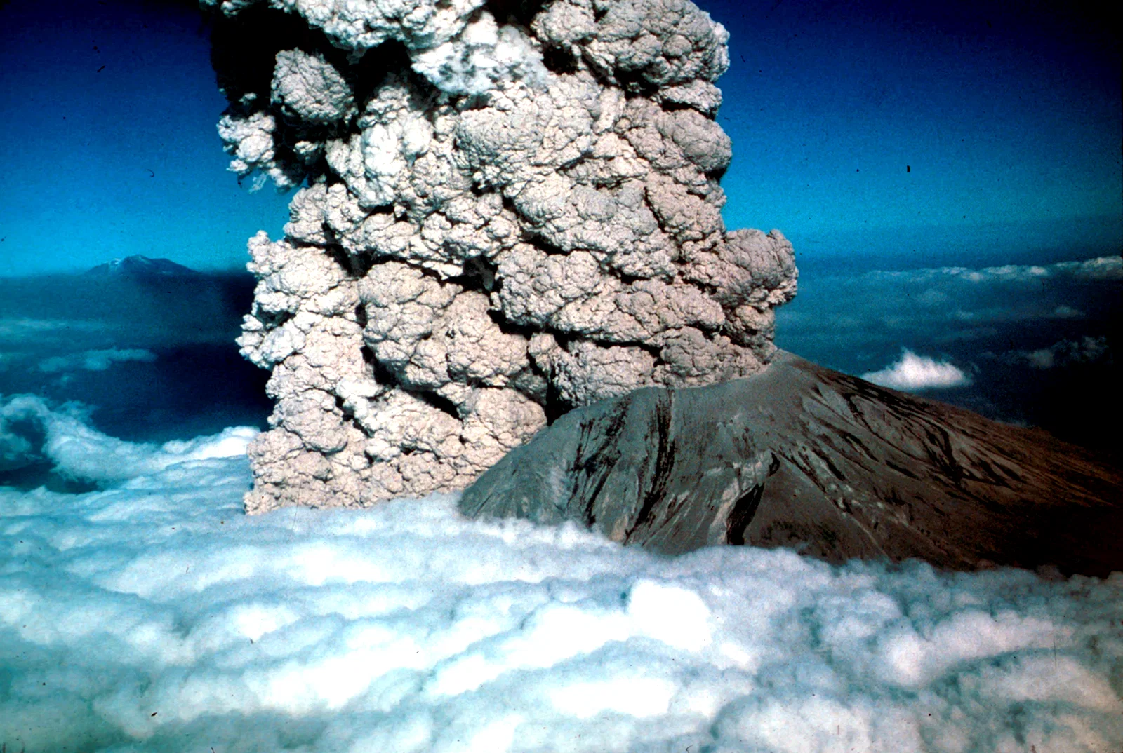 Photo 2 du film : Eruption