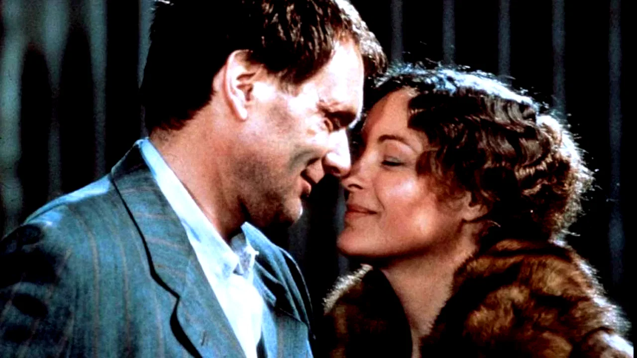 Photo 4 du film : La passante