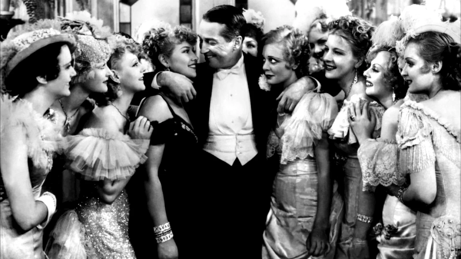 Photo 5 du film : La veuve joyeuse