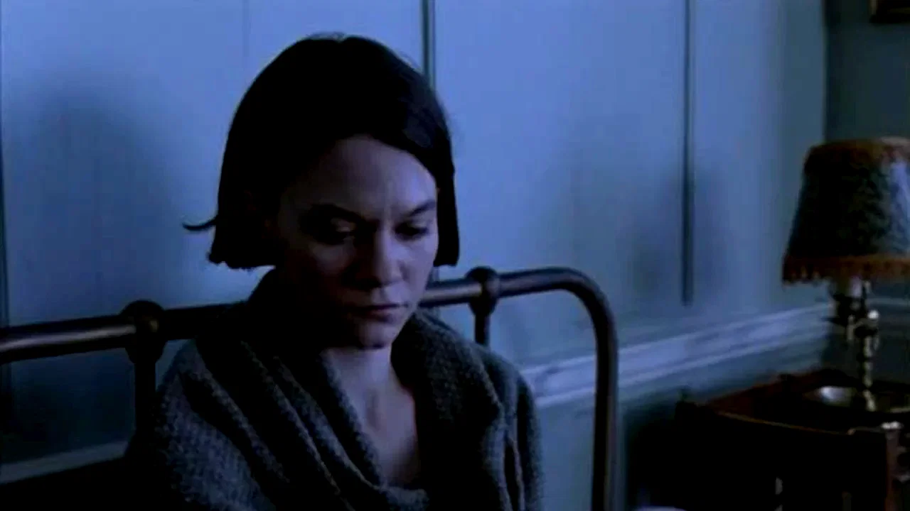 Photo 3 du film : Une jeune fille a la fenetre