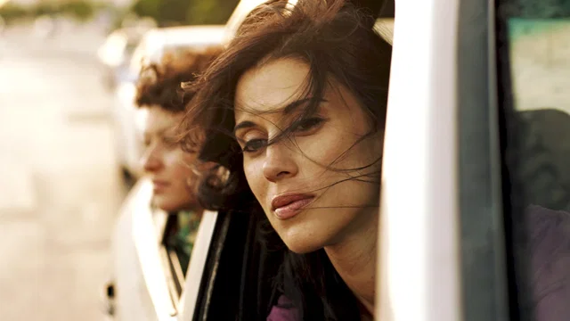 Photo 7 du film : May in the summer