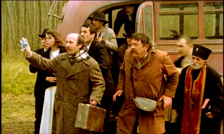 Photo 3 du film : Qui chante Là-bas ?