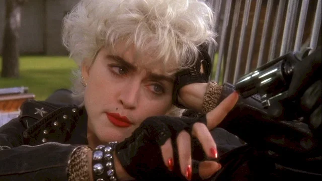 Photo 2 du film : Who's that girl ?