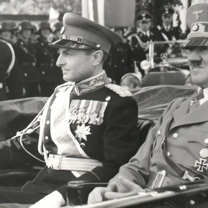 Miniature photo du film : Hitler une carriere