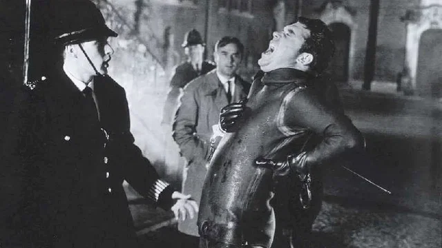 Photo 3 du film : Le requin harponne scotland yard