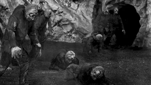 Photo 5 du film : Le peuple de l'enfer