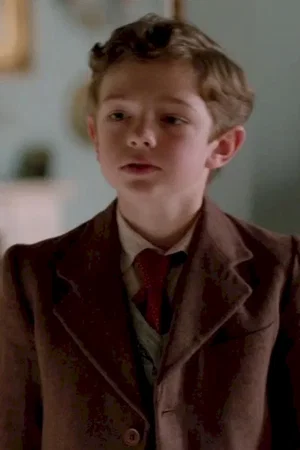 Noah  Jupe  photo